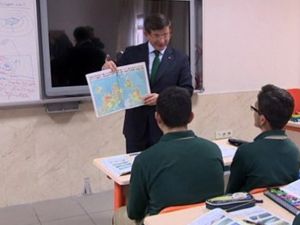 Başbakan'dan Türkçe Ve Coğrafya Dersi