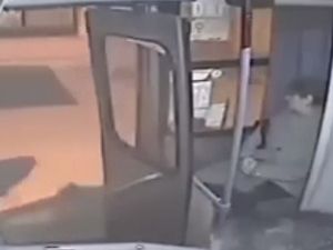Kapkaççıya Otobüs Şoföründen Dayak