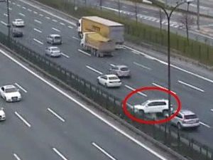 Trafikte Başına Taş Düştü