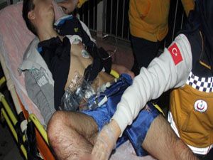 Kendisine Bomba Atan Teröristi Hastaneye Götürdü