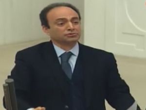 Meclis Kürsüsünde Teröristler İçin Ağlayan Vekil!