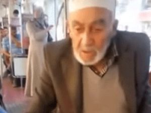 Tramvaya İlk Kez Binen Amca Yolcuları Güldürdü