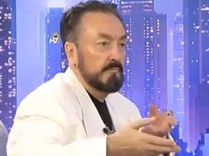 Adnan Oktar ve Kedicikleri Çıldıracak!