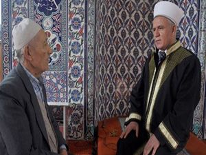 İmamın "Sigarayı Bıraktırma" Mesaisi