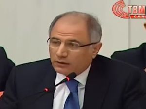 Efkan Ala masaya vura vura cevap verdi