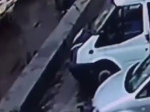Polis lojmanlarına hain saldırı kamerada