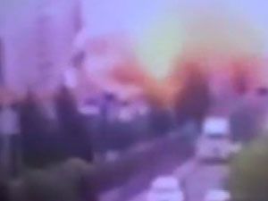 Diyarbakır'daki bombalı saldırı anı kamerada