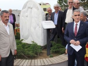 Bursa’da müstehcen Adem ile Havva heykeli tartışması