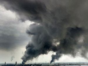 Petrol tesislerinde büyük patlama!