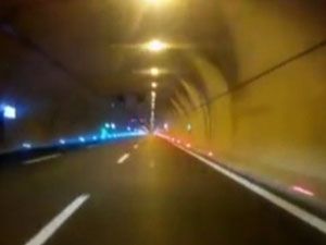 Tüneli test eden sürücü: "CHP bunun ışığını yakamaz"