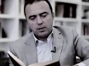 Eski futbolcu Arif Erdem Gülen'in şiiri için klip çekmiş!