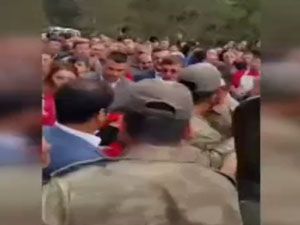6 haini öldüren askerler kutlamayla karşılandı