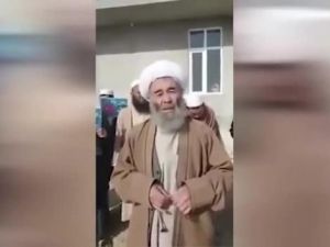 Türkmen yaşlı adamdan Erdoğan ve Mehmetçiğe dua